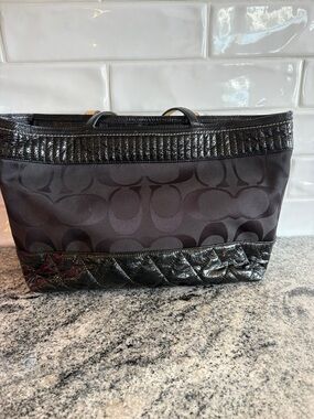 Coach Black Signature Pattern Tote Bag